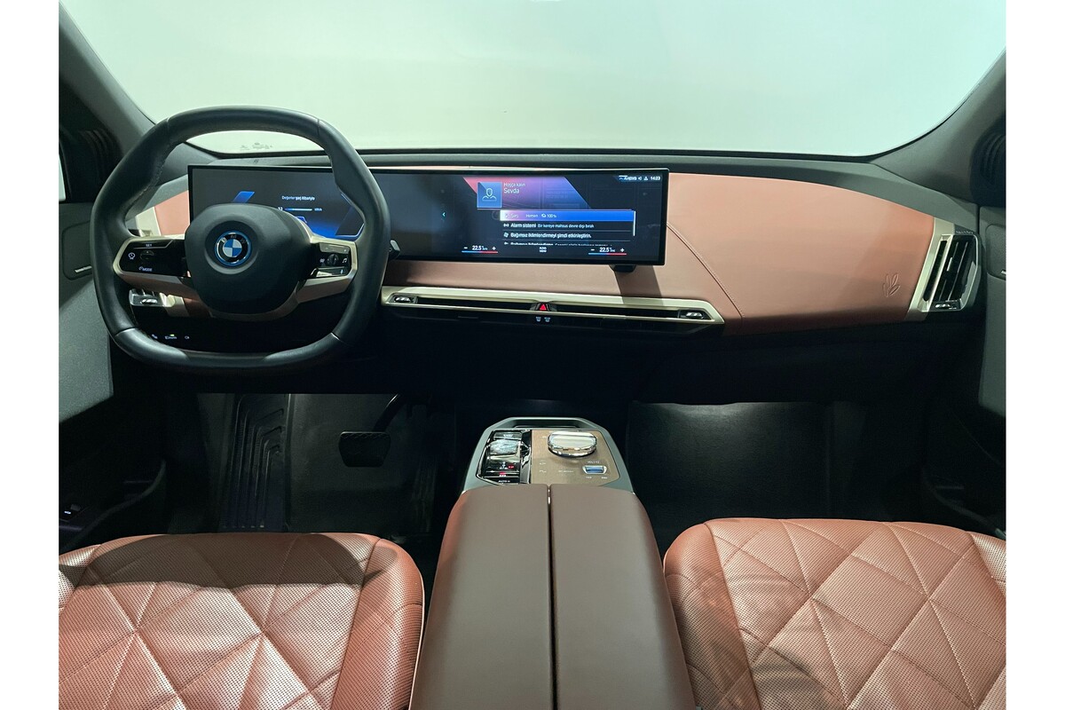 BMW iX 2022