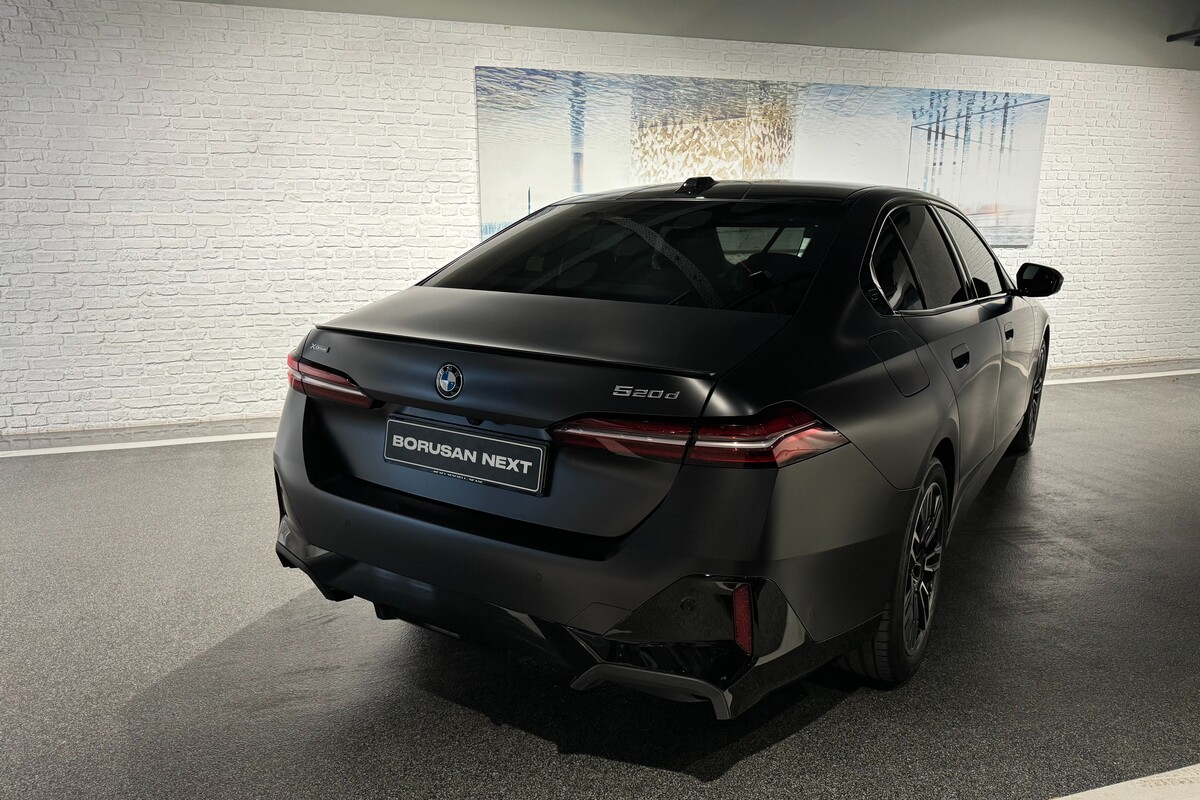 BMW 5 Serisi 2023