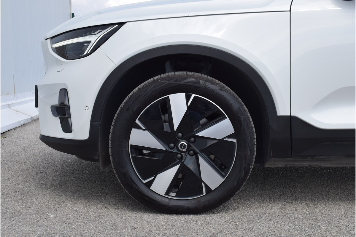 Volvo XC40 2023