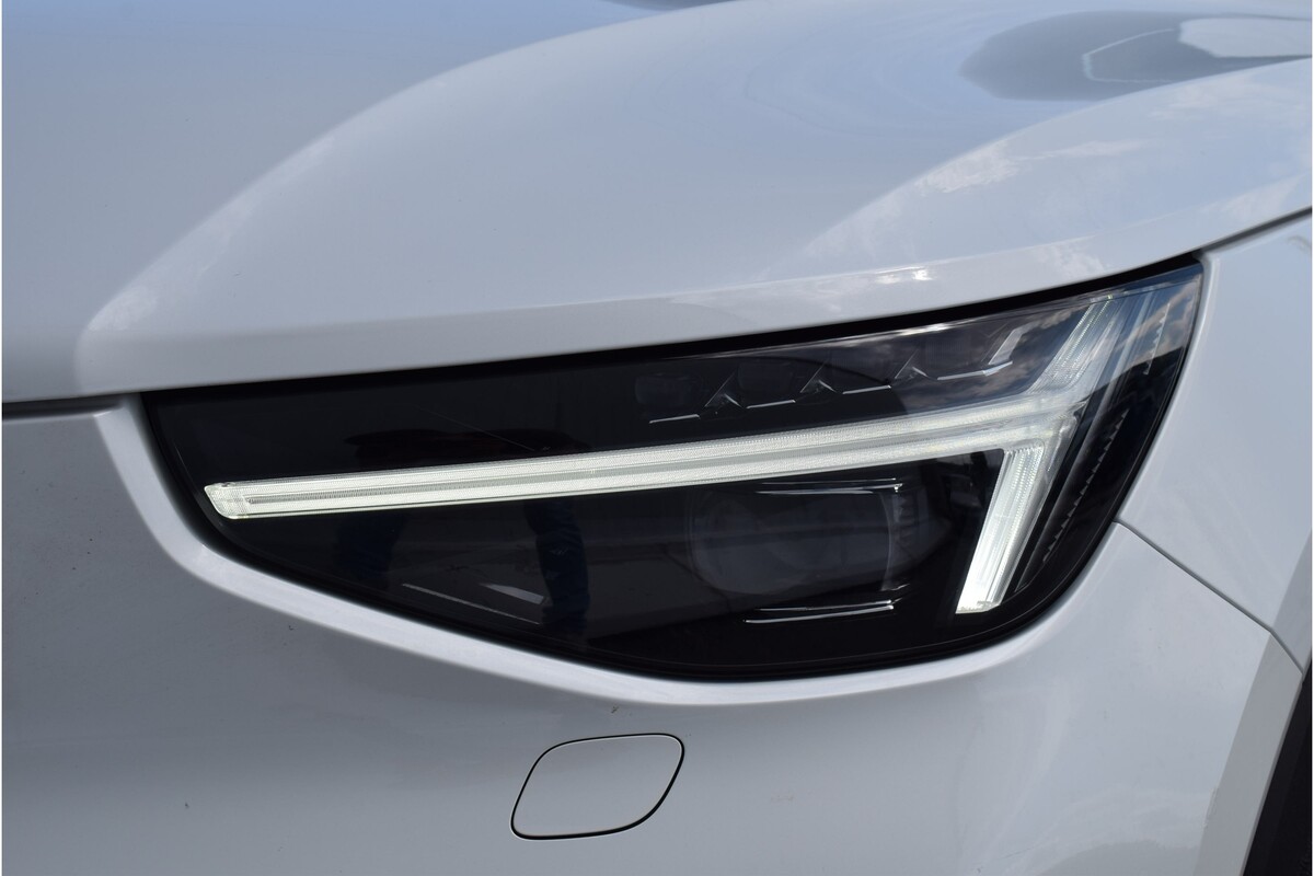 Volvo XC40 2023