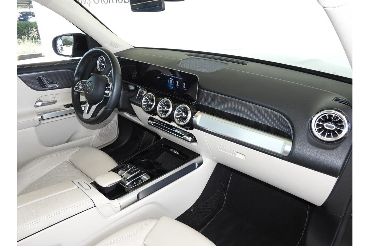 Mercedes - Benz GLB 2020