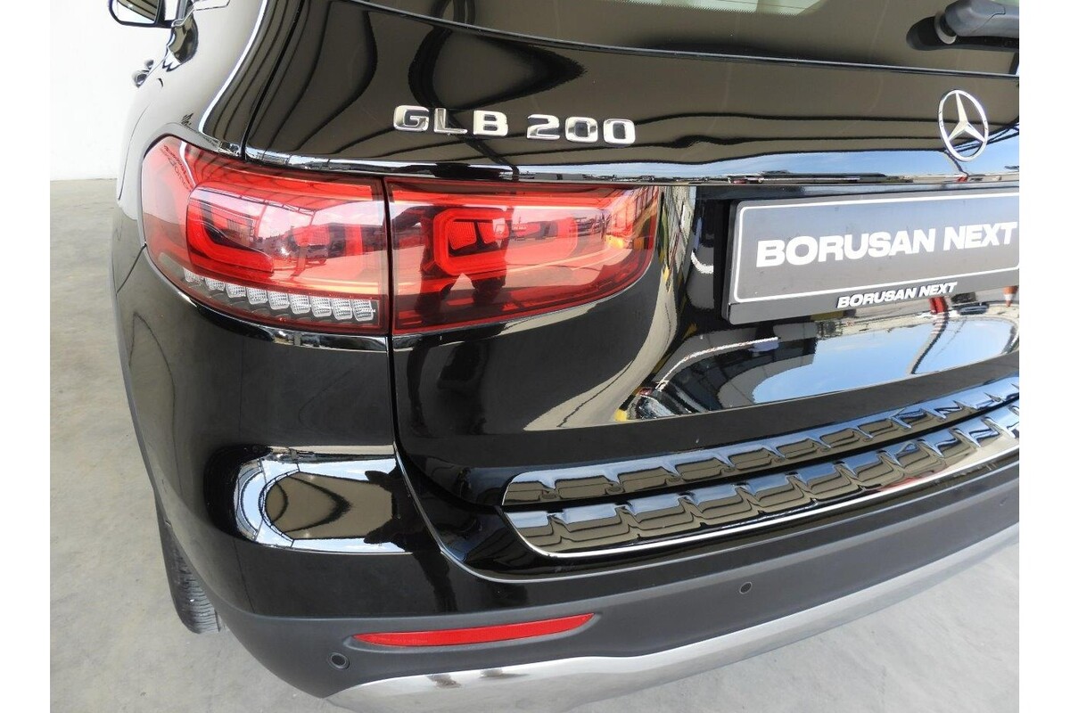 Mercedes - Benz GLB 2020