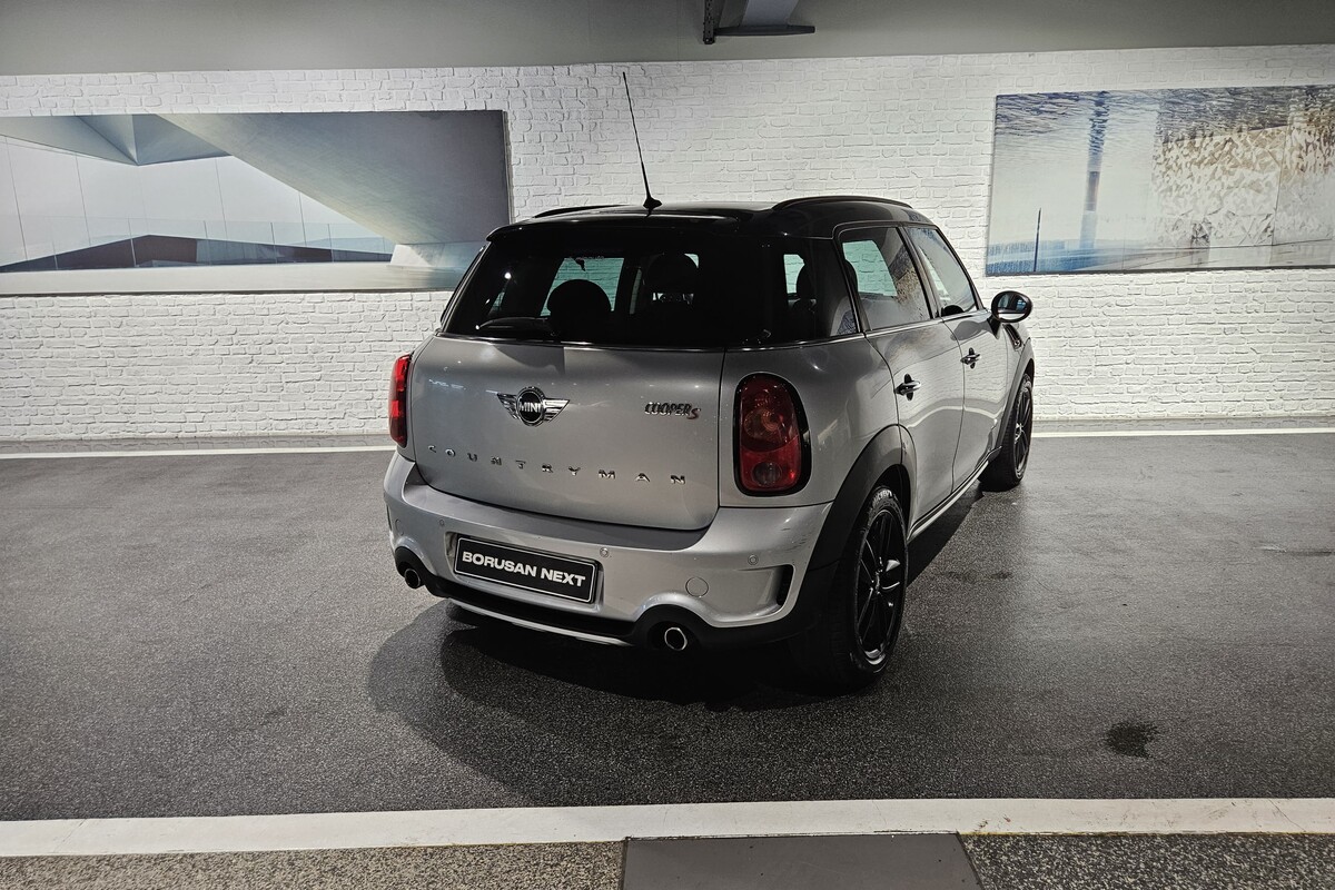 MINI Countryman 2015