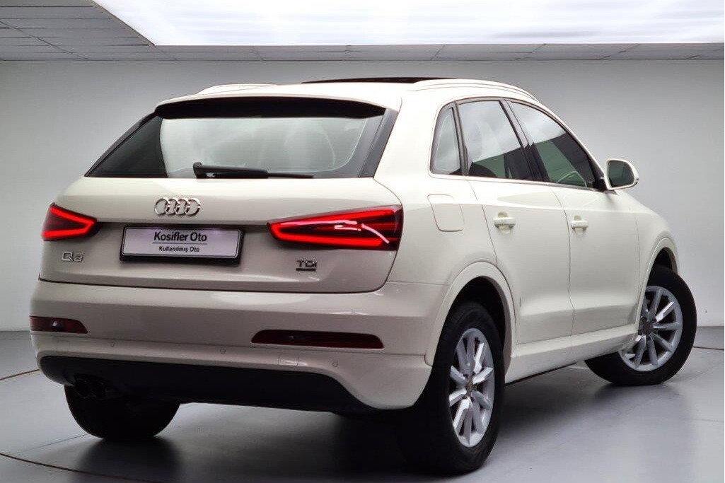 Audi Q3 2012