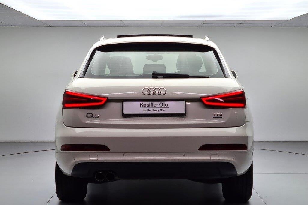 Audi Q3 2012