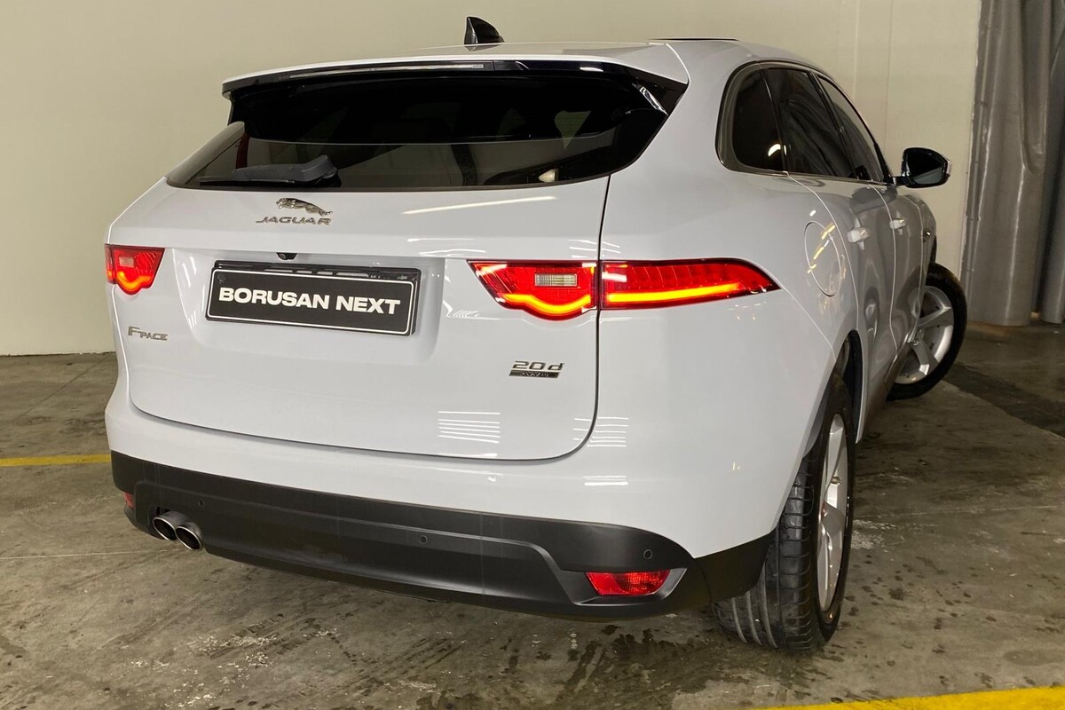 Jaguar F-PACE 2019
