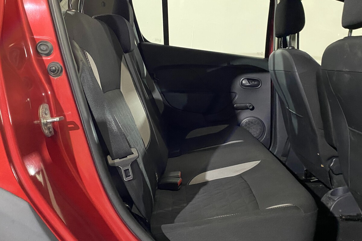 Dacia Sandero 2016