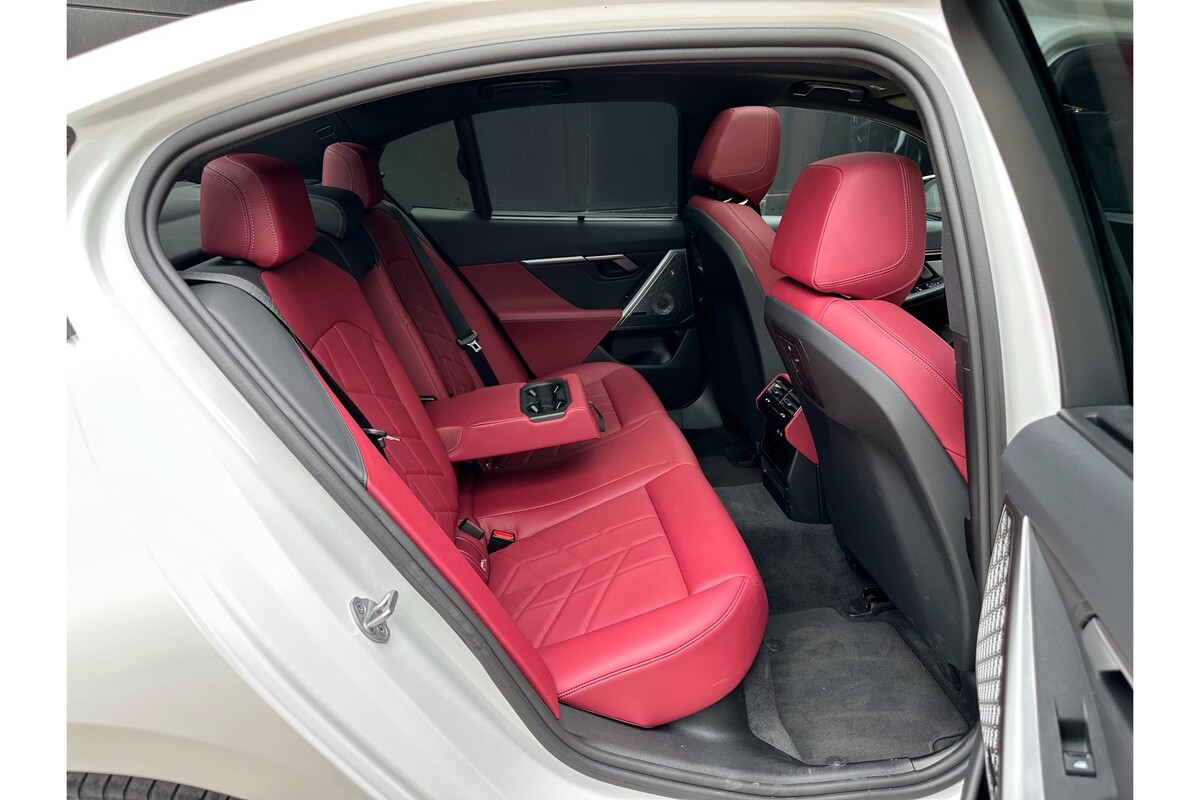 BMW 5 Serisi 2023
