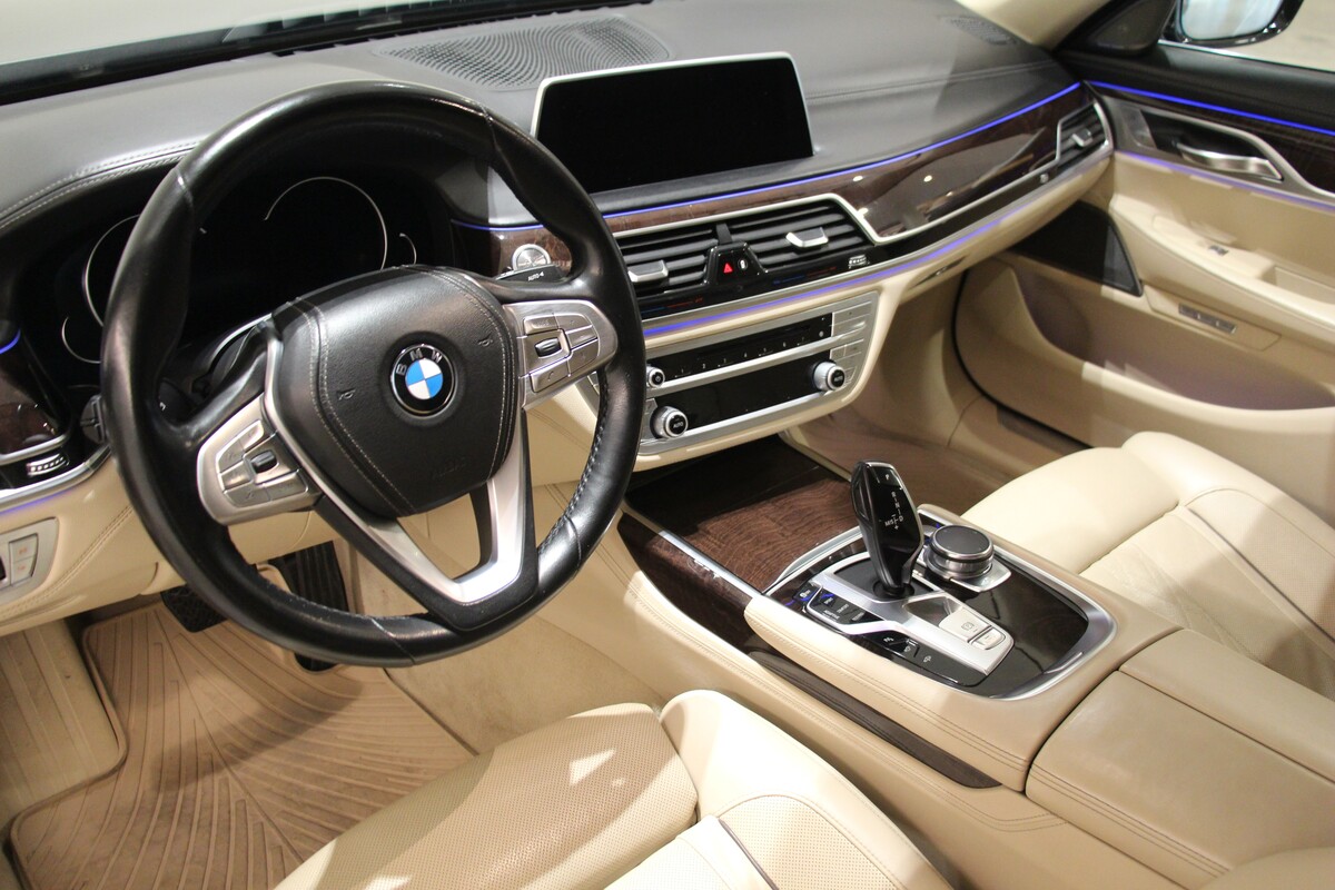 BMW 7 Serisi 2015