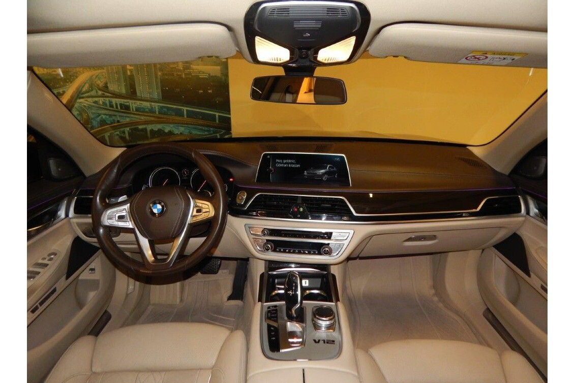 BMW 7 Serisi 2015