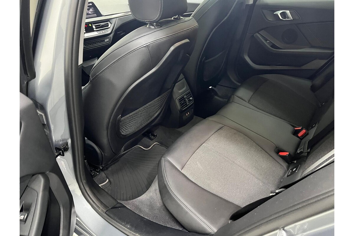 BMW 1 Serisi 2023