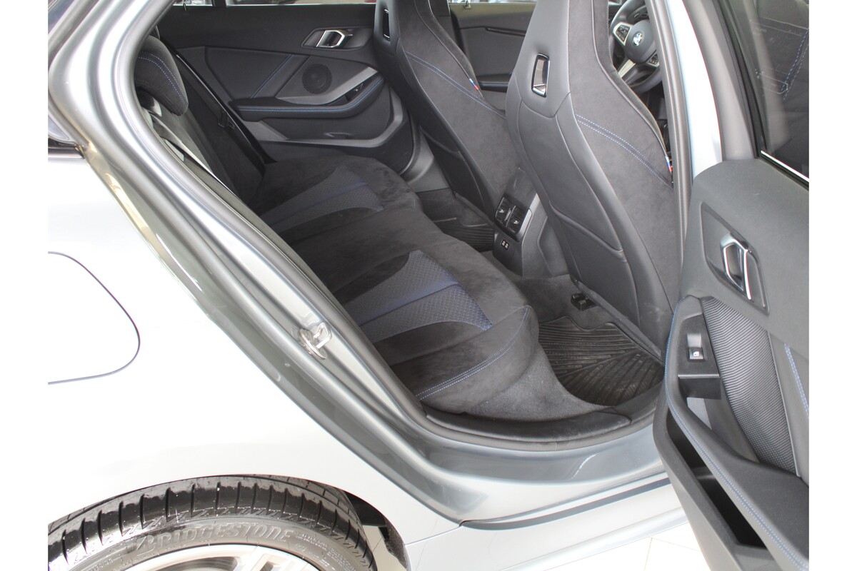 BMW 1 Serisi 2023