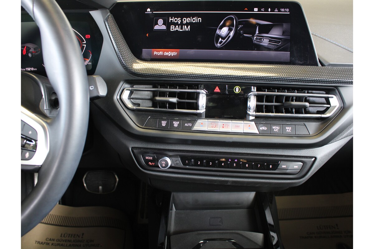 BMW 1 Serisi 2023