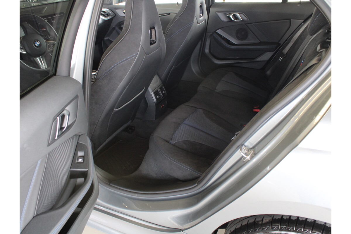 BMW 1 Serisi 2023