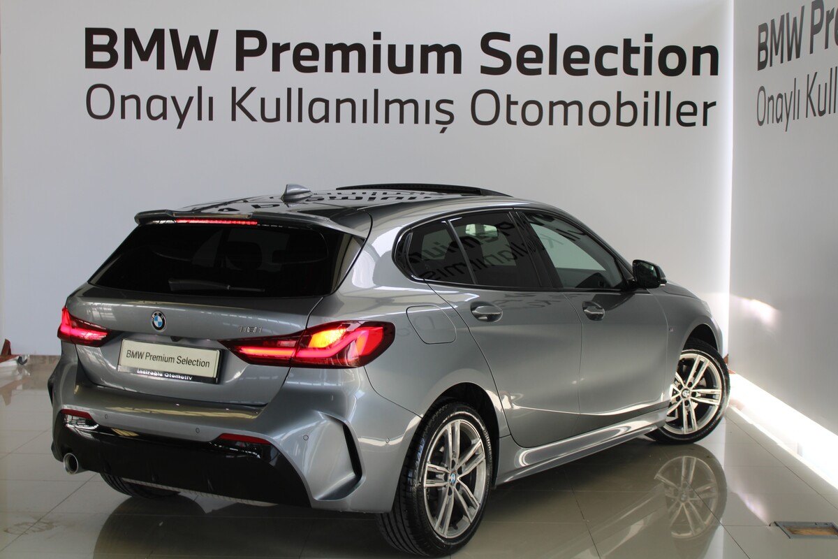 BMW 1 Serisi 2023
