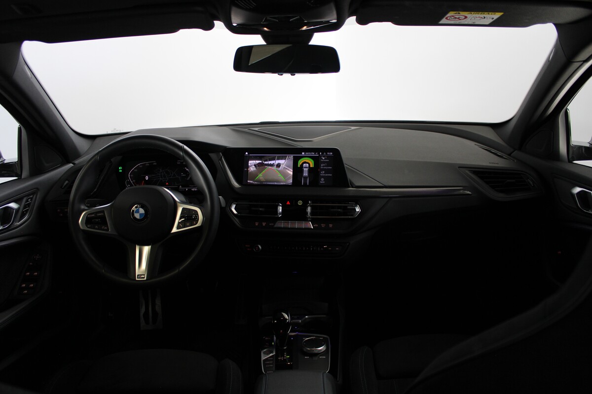 BMW 1 Serisi 2023