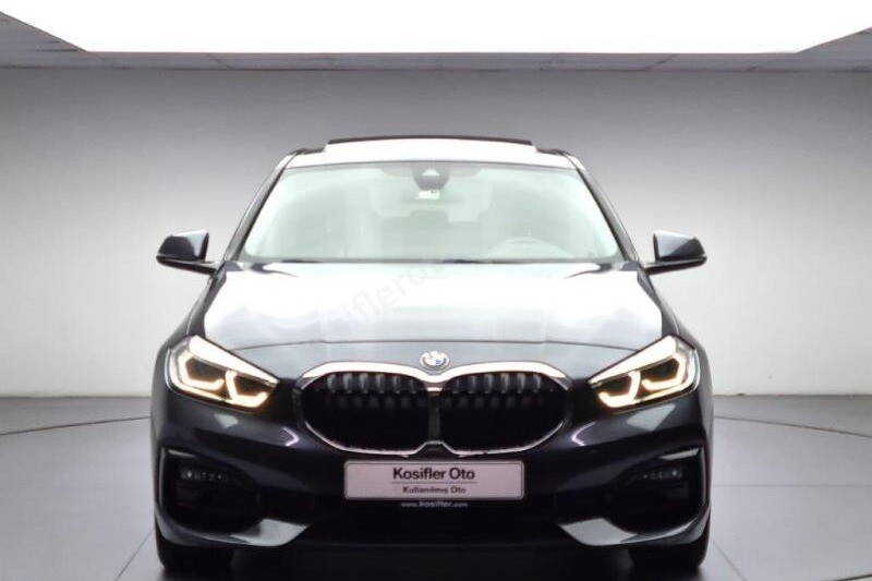 BMW 1 Serisi 2021