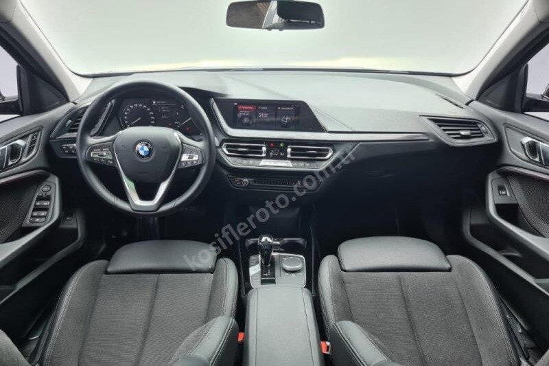 BMW 1 Serisi 2021