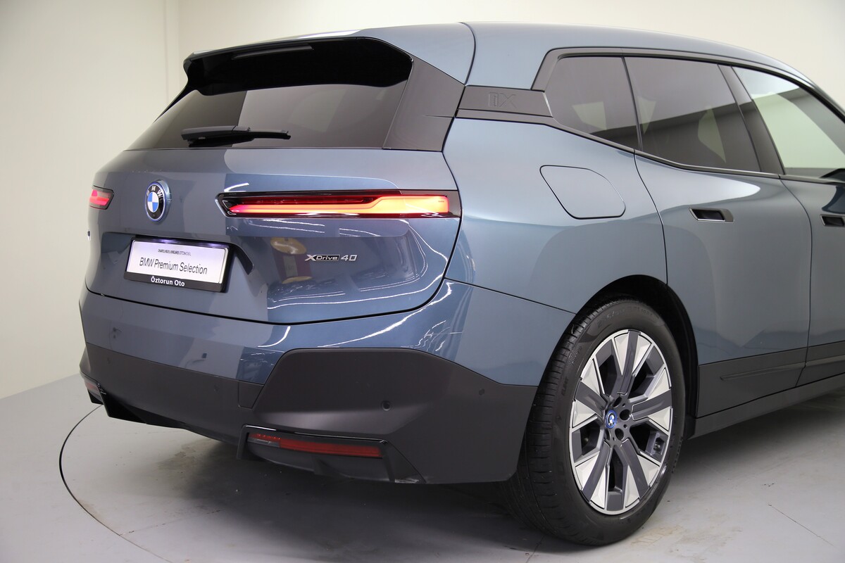 BMW iX 2022