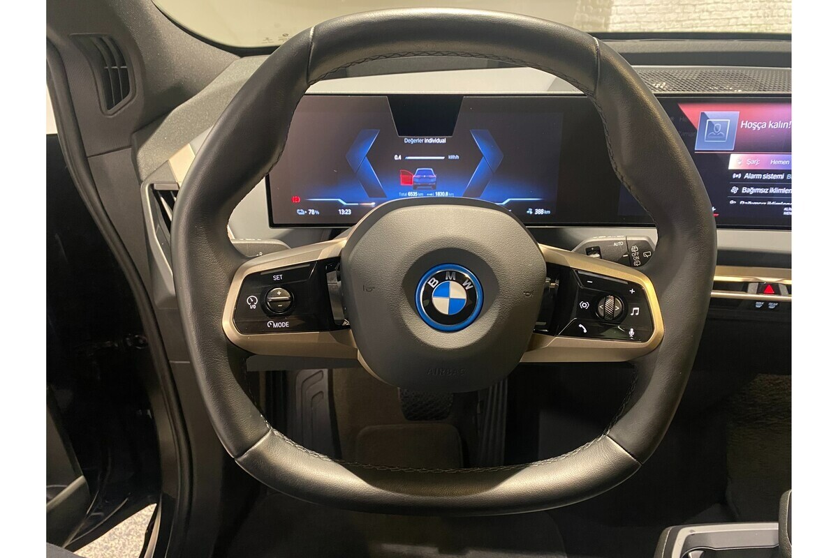 BMW iX 2022