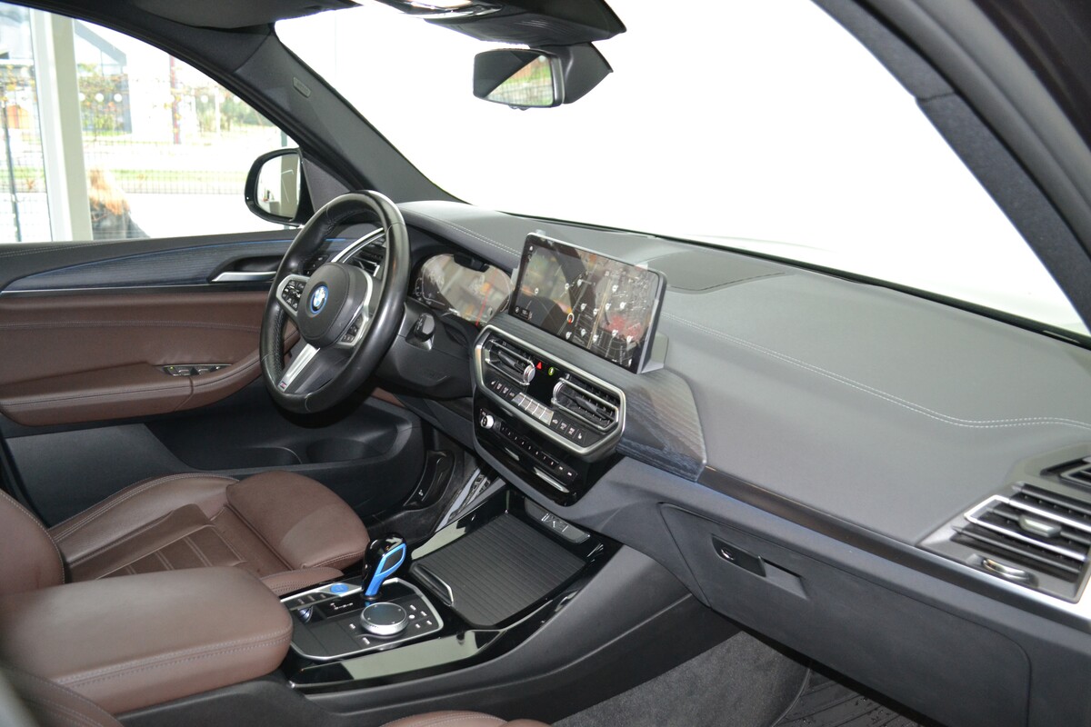 BMW iX3 2022