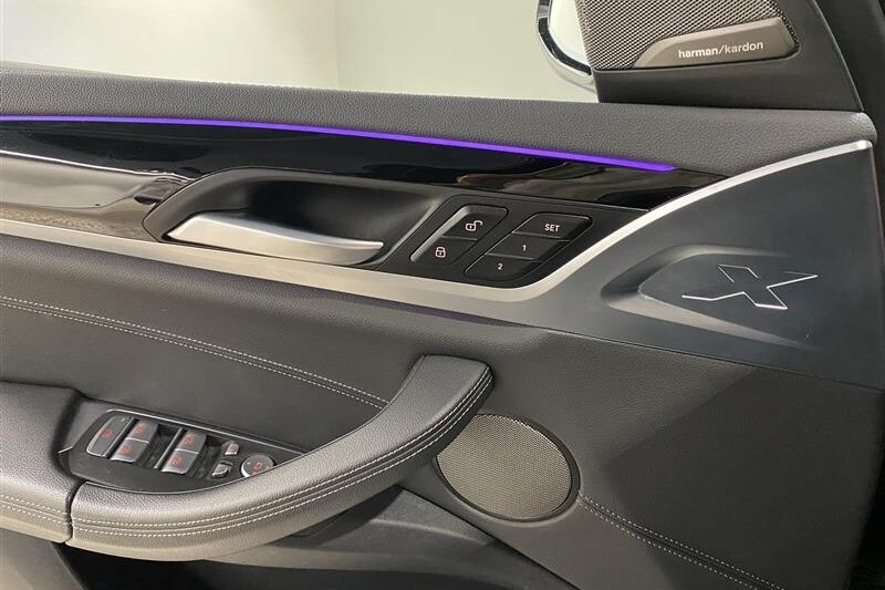 BMW iX3 2021