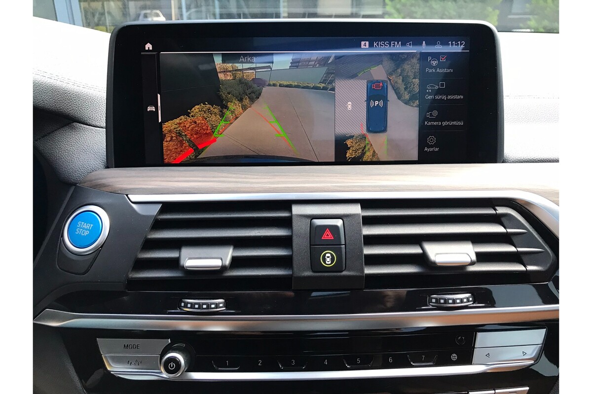 BMW iX3 2021