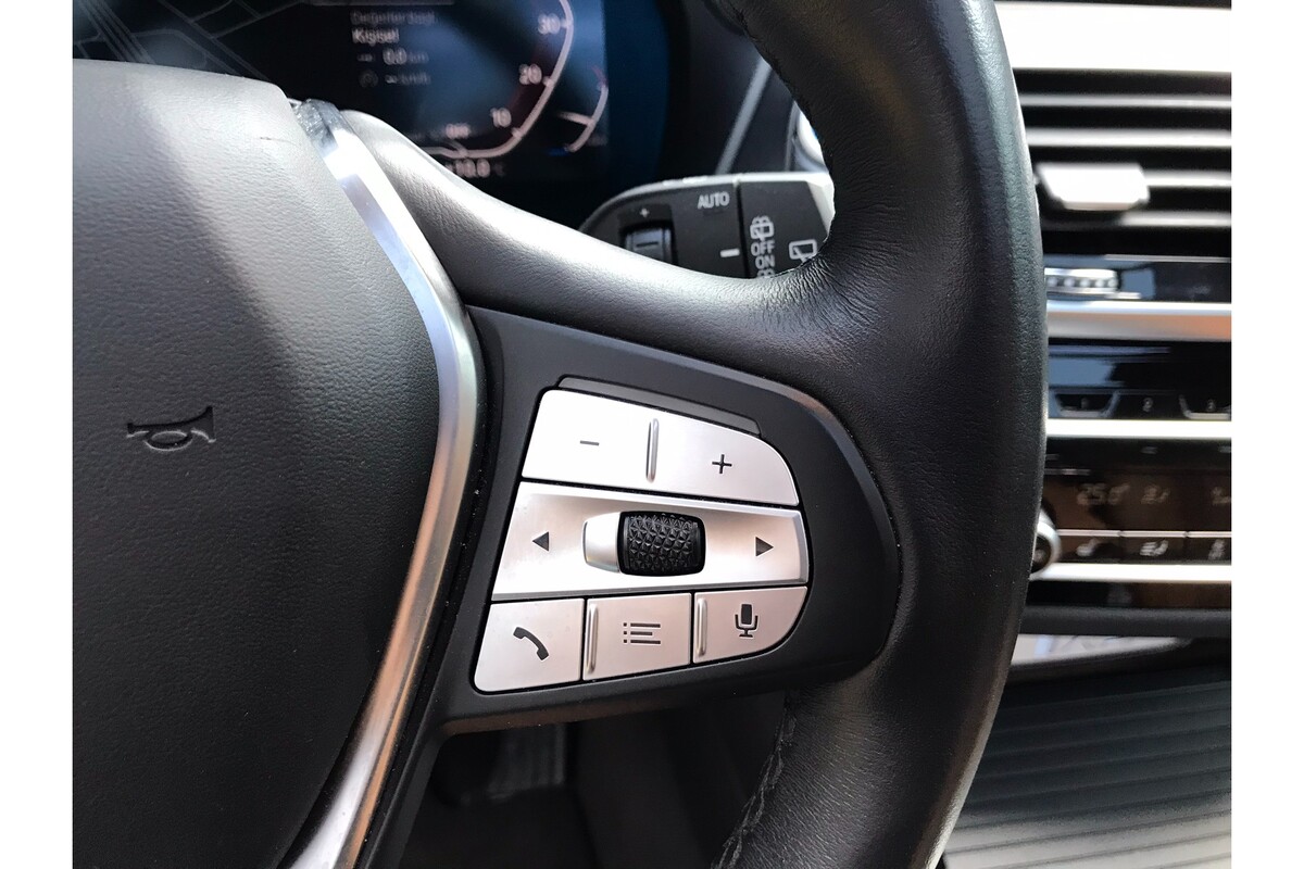 BMW iX3 2021