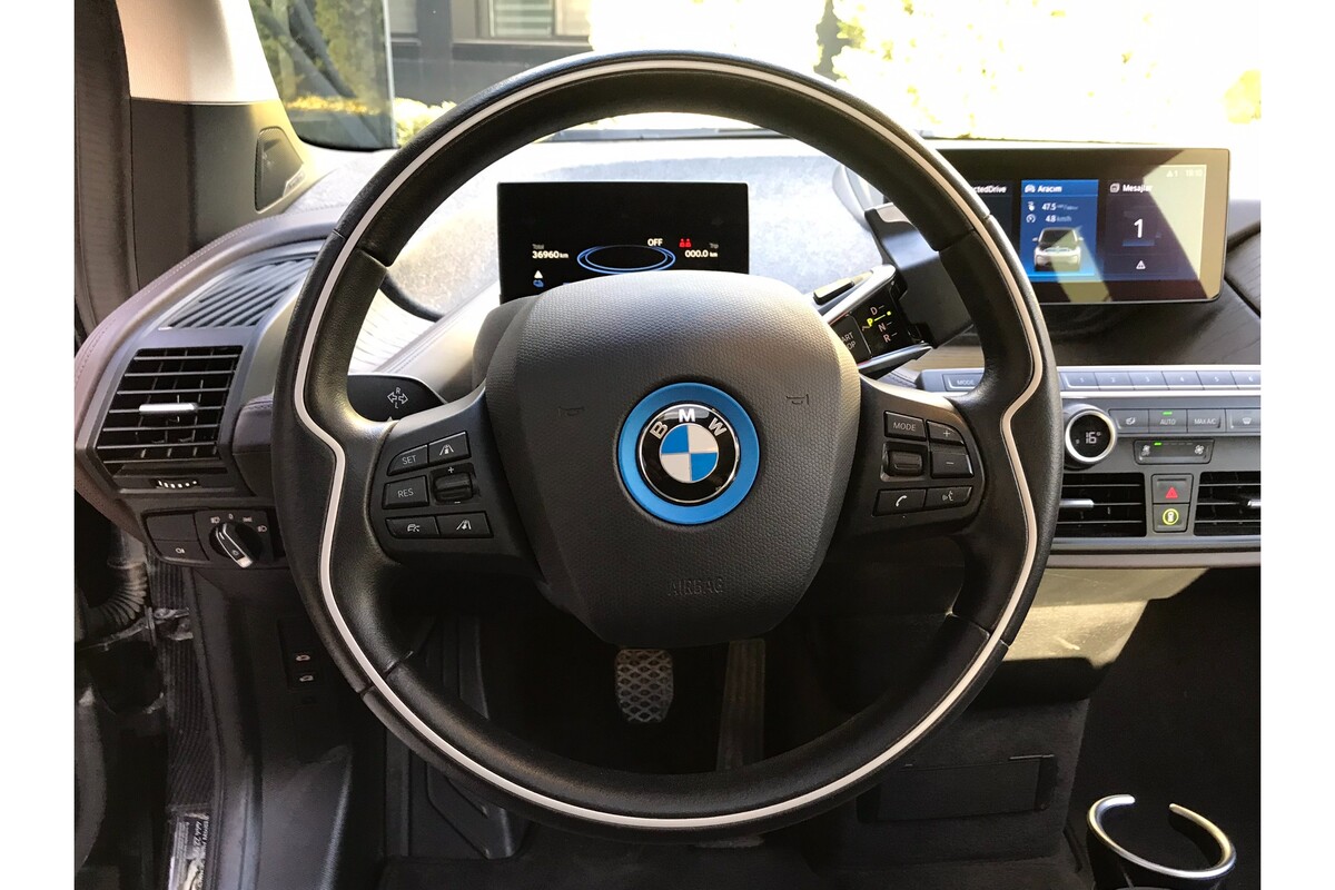 BMW i Serisi 2021