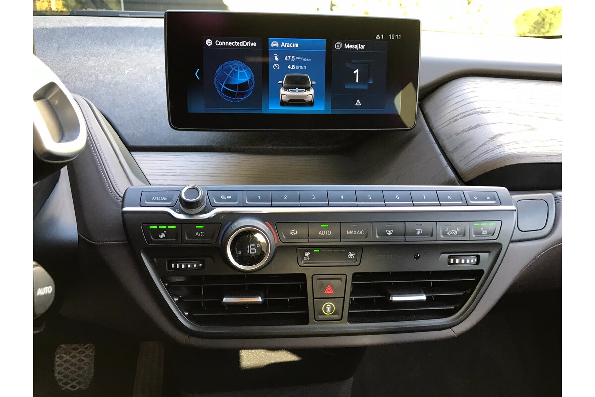 BMW i Serisi 2021