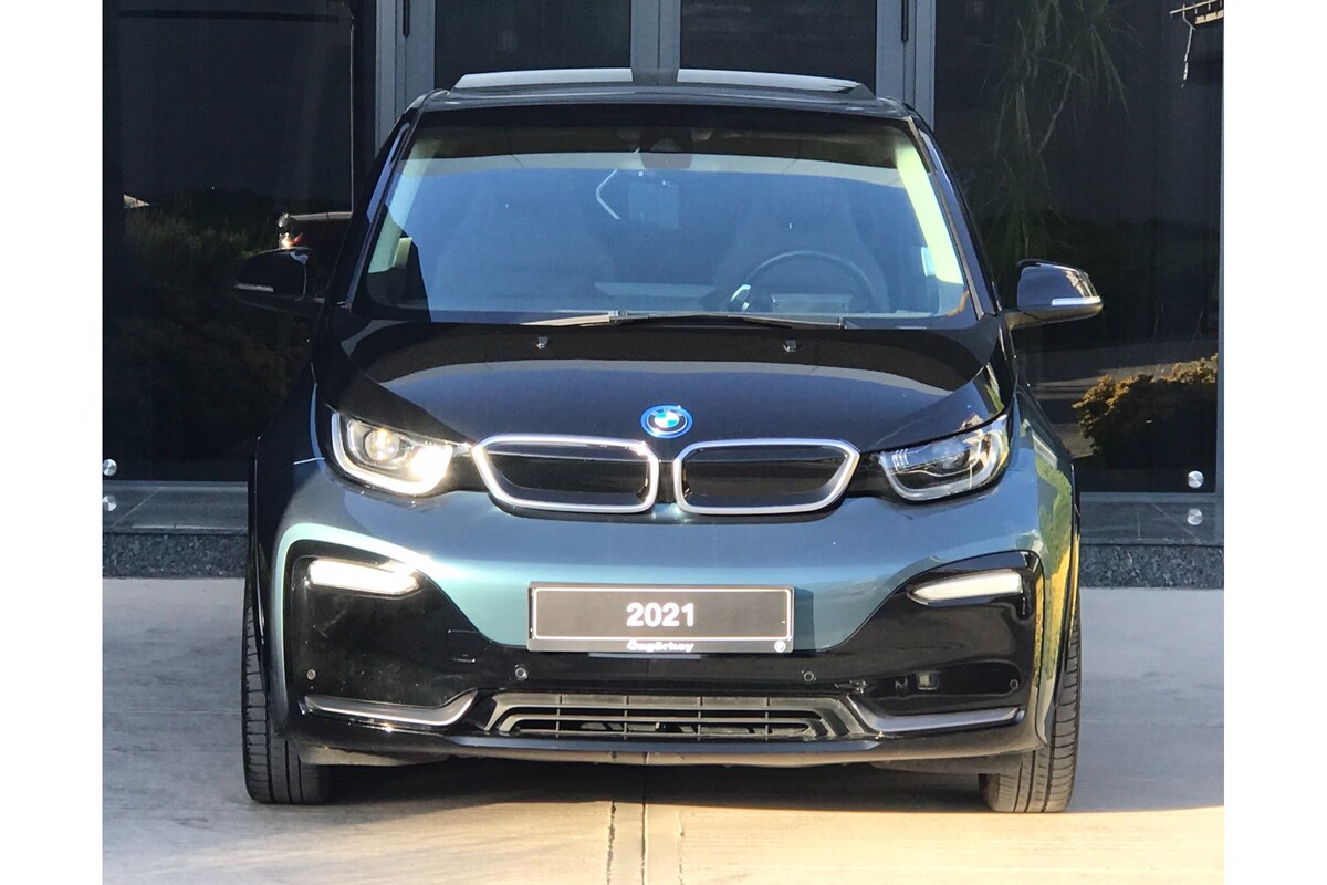BMW i Serisi 2021