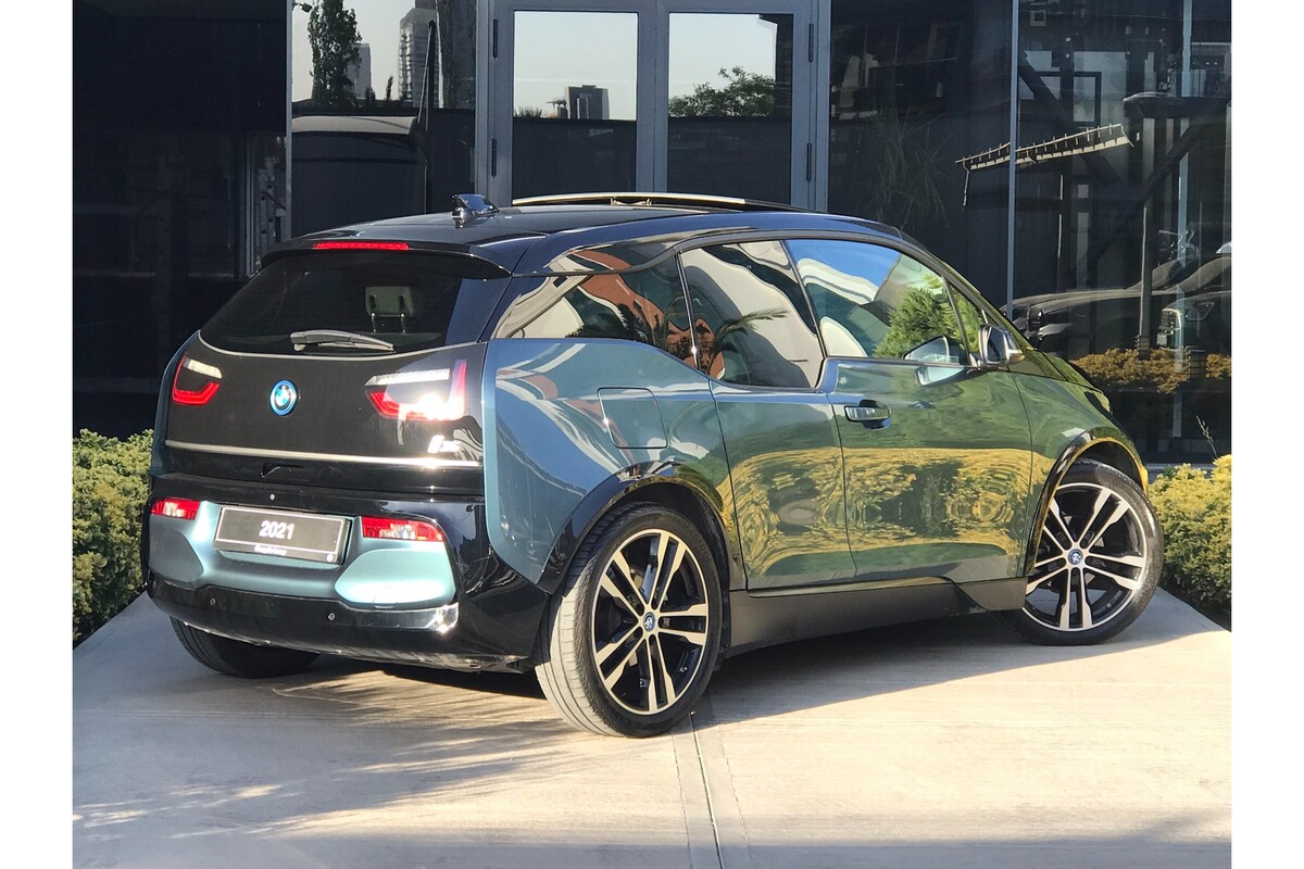 BMW i Serisi 2021