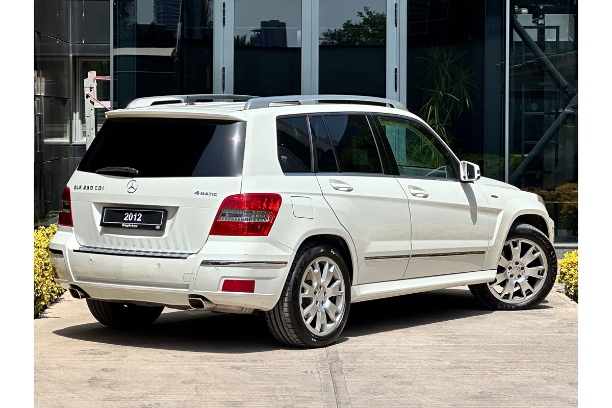 Mercedes - Benz GLK 2012