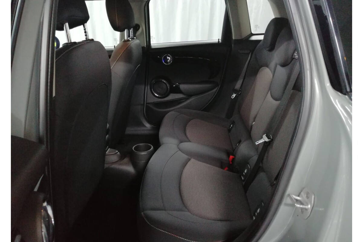 MINI Cooper 2016