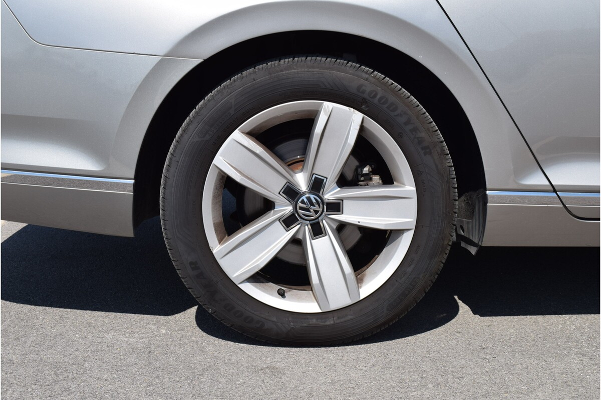 Volkswagen Passat 2016