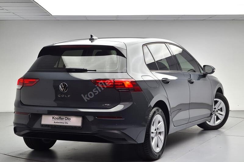 Volkswagen Golf 2023