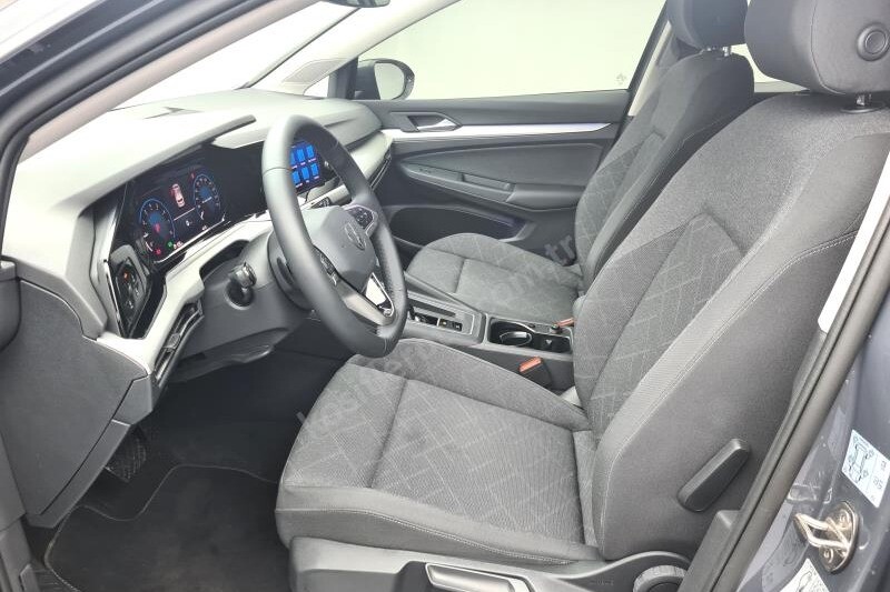 Volkswagen Golf 2023